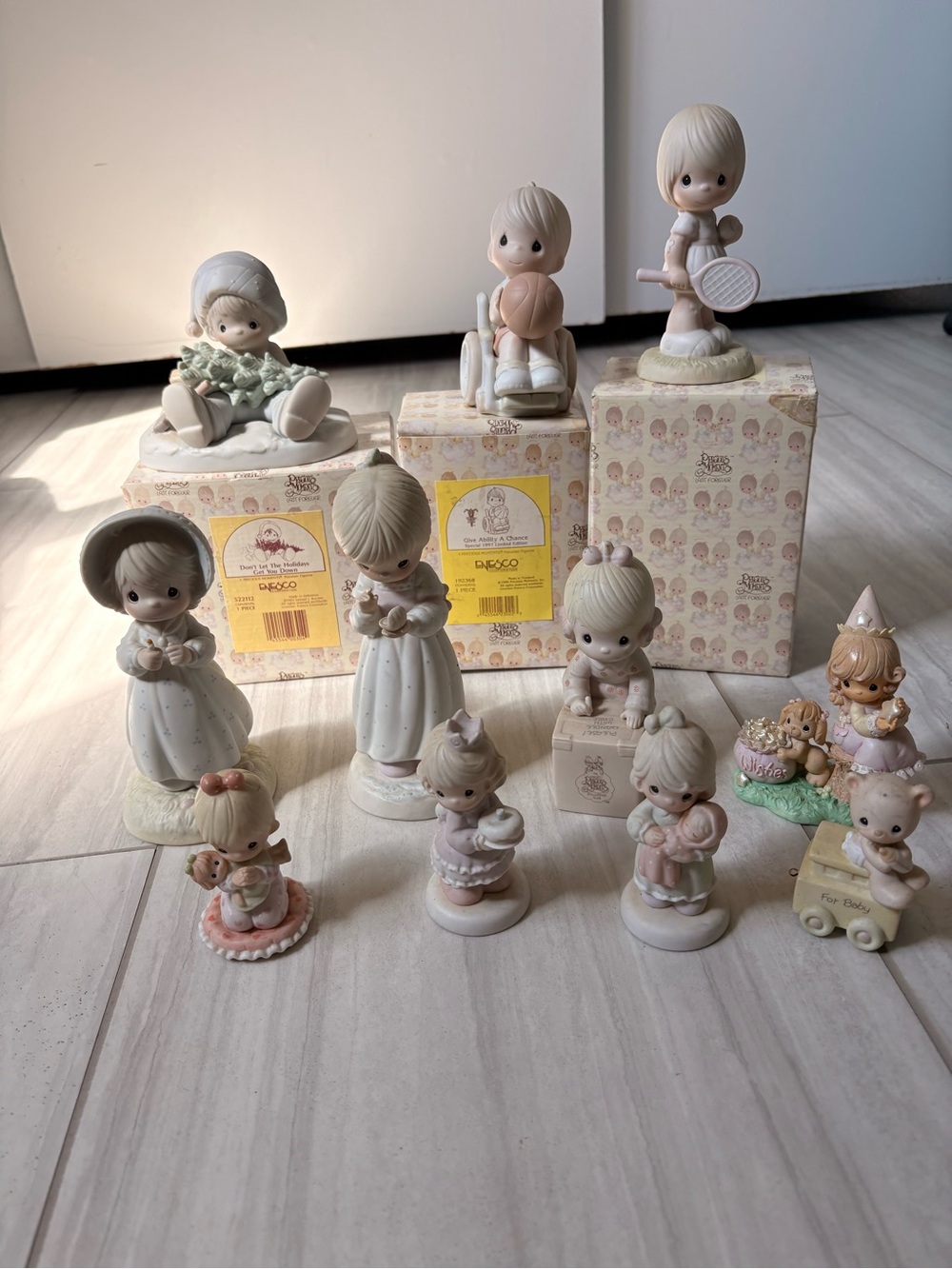 Vintage lot of 11 Precious Moments Pastel Porcelain Figurine Group